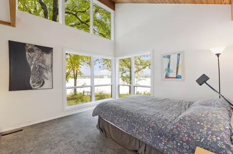 Bedroom - 2887 Lake Shore Ave, Maple Plain, MN 55359 photo 1 of 6
