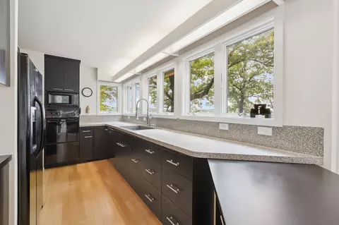 Kitchen - 2887 Lake Shore Ave, Maple Plain, MN 55359 photo 1 of 5