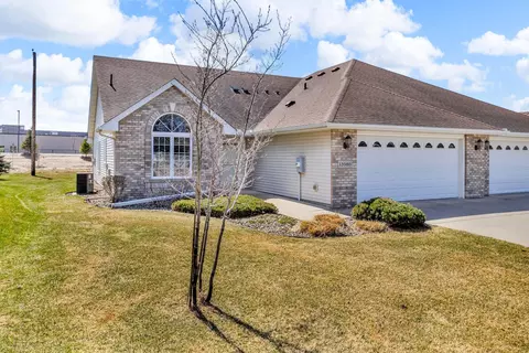 13980 Blarney Ct, Rosemount, MN 55068