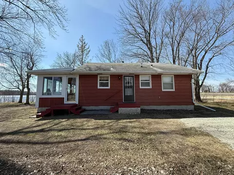 17023 Dickenson Ln, Waterville, MN 56096