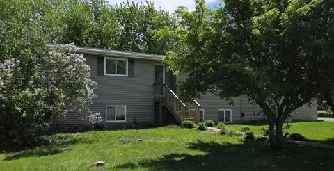 829 1st Ave SW, Hayfield, MN 55940