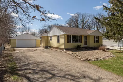 2516 16th Ave SE, Austin, MN 55912