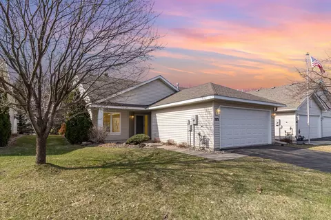 7875 Barrymore Ln, Woodbury, MN 55125