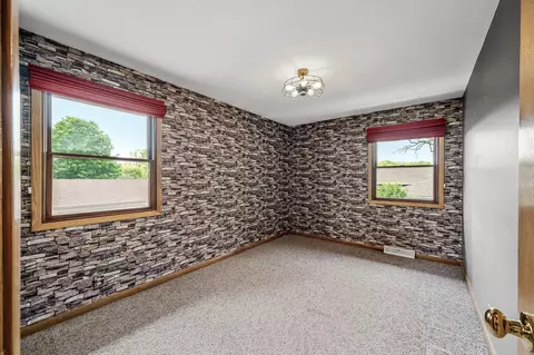 Bedroom - 2235 Chestnut Rd, Hamel, MN 55340 photo 1 of 6