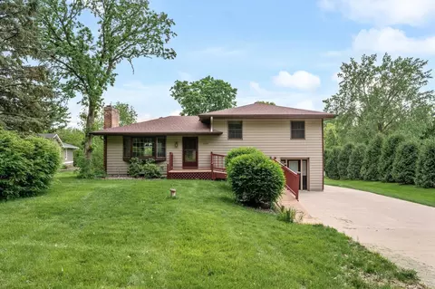 Exterior - 2235 Chestnut Rd, Hamel, MN 55340 photo 2 of 7