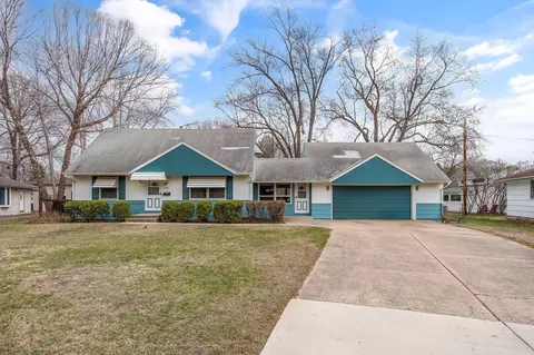 8301 Thomas Ave S, Bloomington, MN 55431