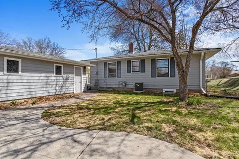 603 Central Ave, Buffalo, MN 55313