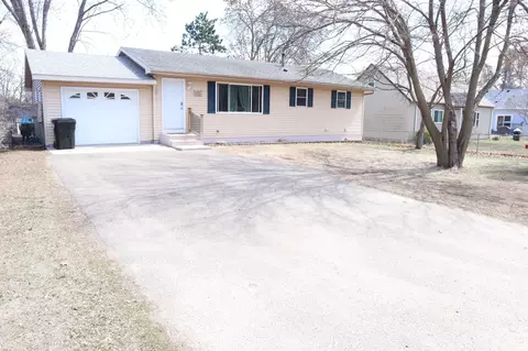 1106 8th Ave N, Princeton, MN 55371