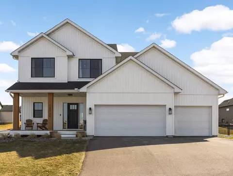 19779 Henning Ave, Lakeville, MN 55044