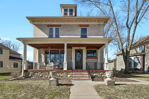 606 S Oak St, Lake City, MN 55041
