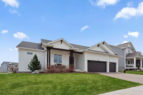 4509 Savanna Trl, Chaska, MN 55318