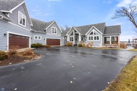 39419 Ironwood Trl, Frazee, MN 56544