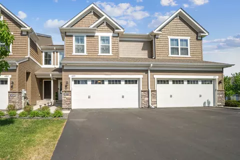 4271 Corn Silk Ln, Woodbury, MN 55129