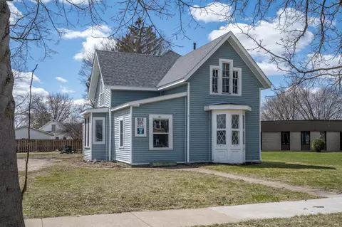 311 N Prairie St, Lake City, MN 55041