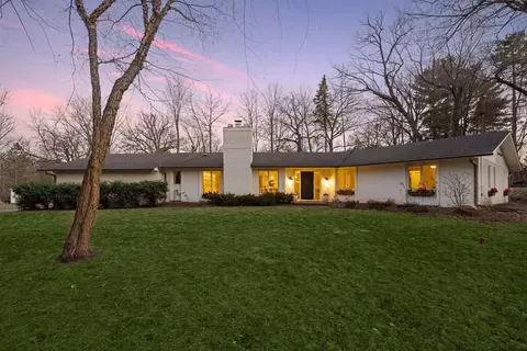 1335 Orono Oaks Dr, Orono, MN 55356