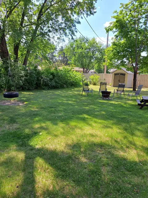 Exterior - 403 Park Ave, Pine River, MN 56474 photo 8 of 26