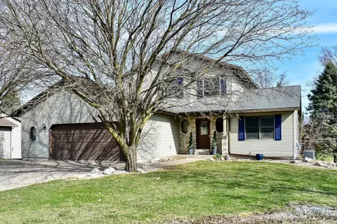 100 Benson Dr, Lewiston, MN 55952