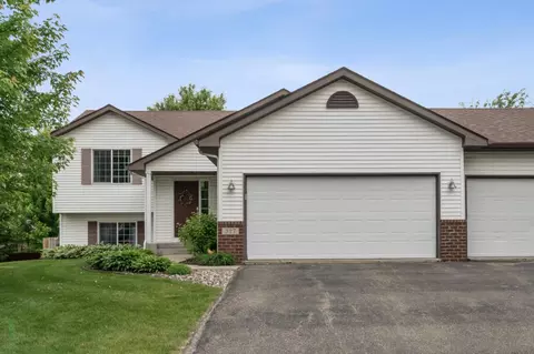 327 12th Ave NE, Lonsdale, MN 55046
