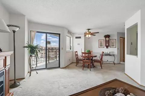 78 10th St E #909, Saint Paul, MN 55101