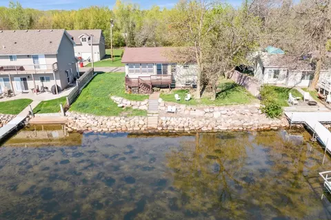 21325 Old Lake George Blvd NW, Anoka, MN 55303