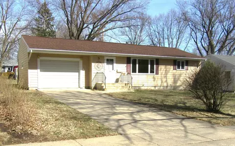 312 S 12th St, Montevideo, MN 56265