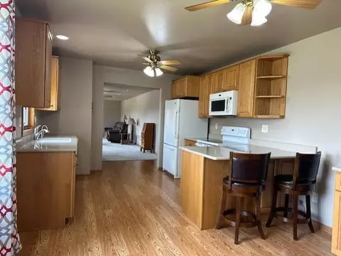 Kitchen - 798 Des Moines Dr, Windom, MN 56101 photo 4 of 7