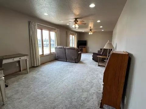 Living - 798 Des Moines Dr, Windom, MN 56101 photo 1 of 2