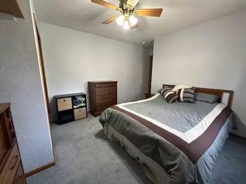 Bedroom - 798 Des Moines Dr, Windom, MN 56101 photo 3 of 5