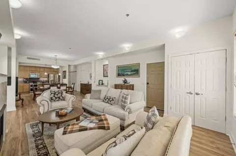 633 Dayton Ave #4, Saint Paul, MN 55104