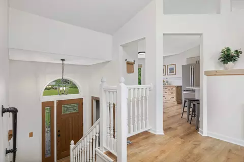 7033 Brian Dr, Centerville, MN 55038 photo 3