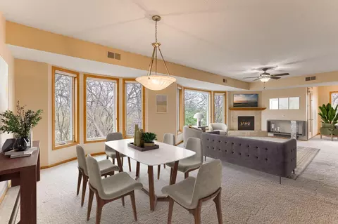 9225 Medicine Lake Rd #301B, Golden Valley, MN 55427