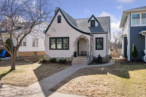 5240 Abbott Ave S, Minneapolis, MN 55410