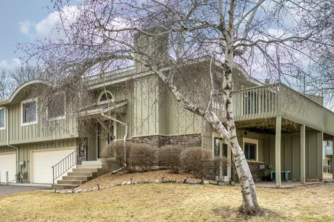 8566 Xenium Ln N, Maple Grove, MN 55369