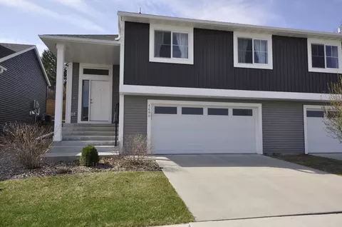 5690 56th St NW, Rochester, MN 55901