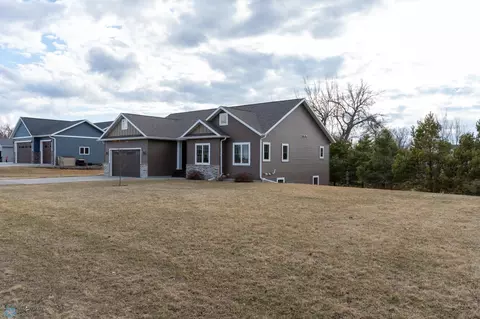 605 2nd St, Arthur, ND 58006 photo 4