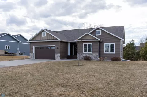 605 2nd St, Arthur, ND 58006 photo 2
