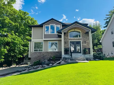 5019 Enchanted Rd, Mound, MN 55364