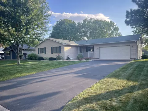 3539 Glen Oaks Ave, White Bear Lake, MN 55110