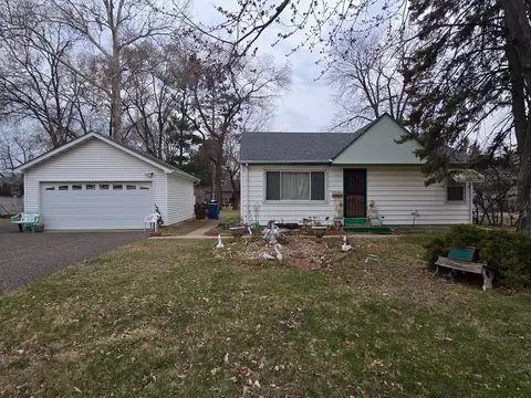 8442 Nicollet Ave S, Bloomington, MN 55420