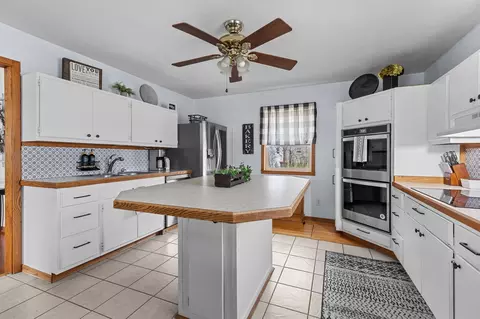 1023 Rosewood St, Brainerd, MN 56401 photo 10