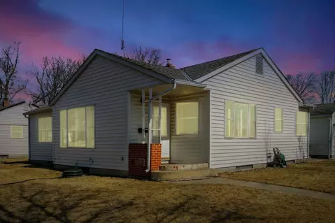 Exterior - 1509 14th St E, Glencoe, MN 55336 photo 6 of 6