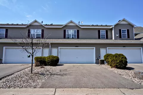 4893 Boatman Ln, Inver Grove Heights, MN 55076