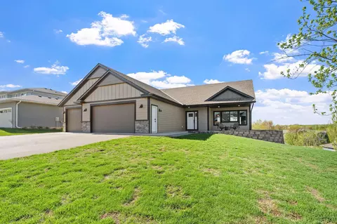 1302 Windrush Rd, Buffalo, MN 55313 photo 2