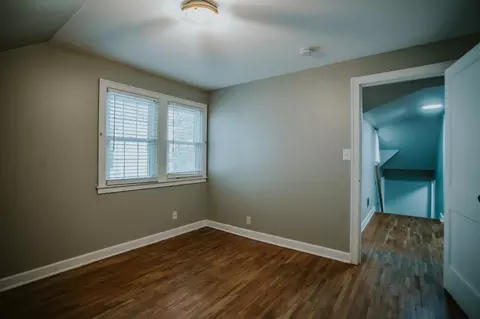 Bedroom - 800 5th Ave SW, Austin, MN 55912 photo 7 of 12