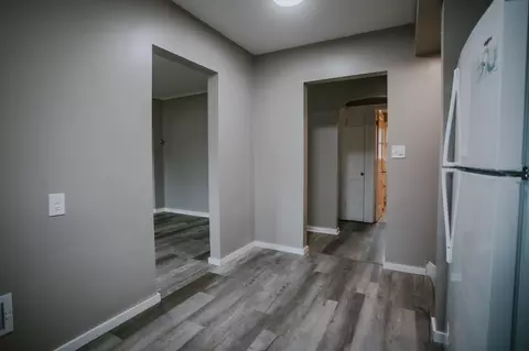 Entry Way - 800 5th Ave SW, Austin, MN 55912 photo 2 of 3