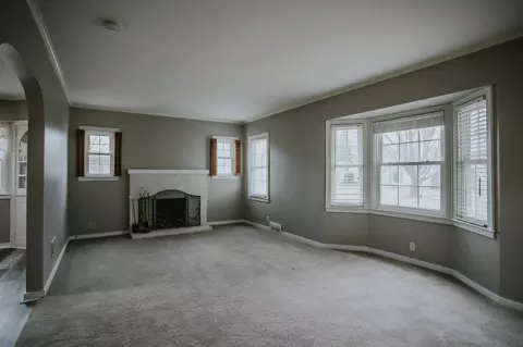 Living - 800 5th Ave SW, Austin, MN 55912 photo 1 of 5
