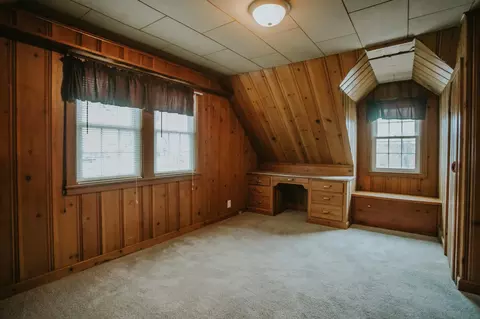 Bedroom - 800 5th Ave SW, Austin, MN 55912 photo 3 of 12