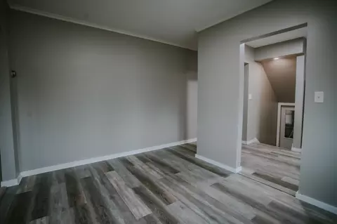 Entry Way - 800 5th Ave SW, Austin, MN 55912 photo 1 of 3