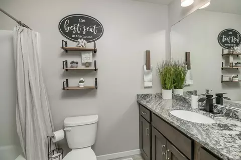 Bath - 724 9th St, Wanamingo, MN 55983 photo 2 of 2