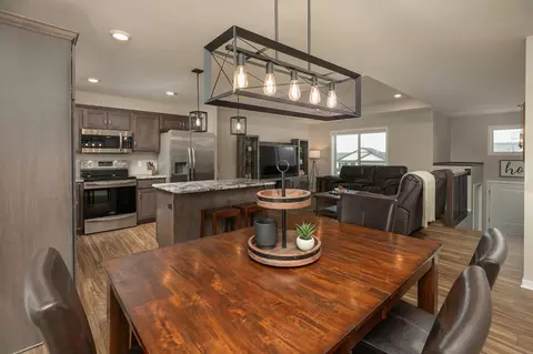 Dining - 724 9th St, Wanamingo, MN 55983 photo 1 of 3